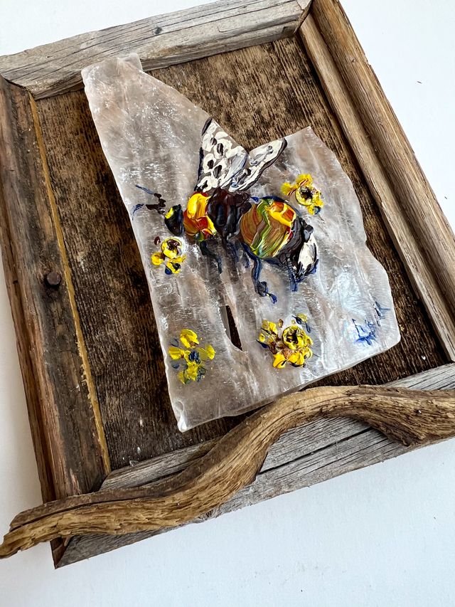 Bee | Painted Selenite Assemlage